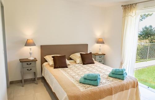 La Nartelle Villa | Belle Villa, Proche des plages, piscine, climatisée