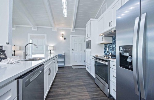 Orange Beach House | Belle Vista Top Charming 2 bedroom beach cottage in Orange Beach Alabama by Prickett Properties