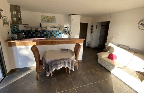 Entrecasteaux House | Bellevue EN Provence Gîte Avec Jacuzzi Privatif & Piscine Partagée