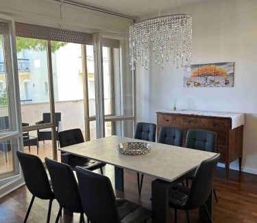 Marina Centro Apartment | Bellissimo appartamento Marina centro 2