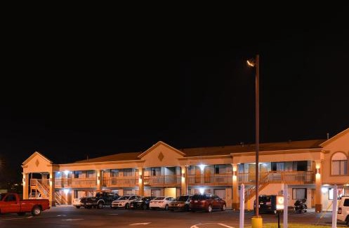 Bellmawr Hotel | Bellmawr Economy Inn Bellmawr-Philadelphia Area