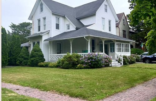 Belmar House | Belmar 4 blocks to beach comfortable 3 bedroom house in North end