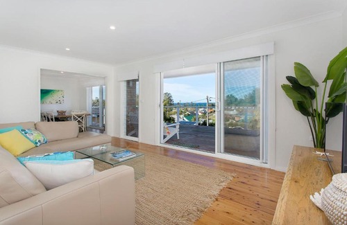 Kiama House | BELVEDERE HOUSE BY THE BEACH Kiama 4pm Check Out Sundays except Peak season