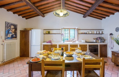 Cortona House | Belvedere House with panoramic views over the valley