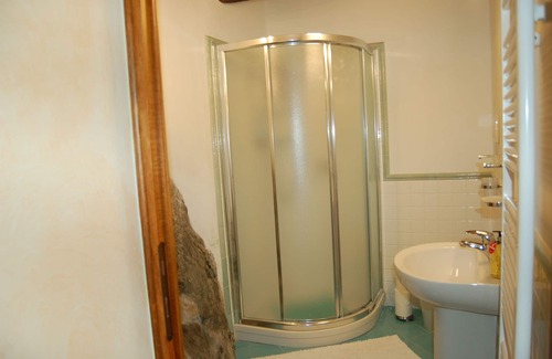 Pescaglia Apartment | BELVEDERE - In the hamlet village of Celle dei Puccini. Tuscany as it was & is