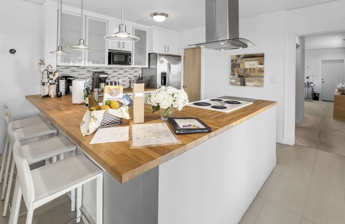 Belvedere Tiburon House | Belvedere Luxury Flat/Golden Gate Hideaway-Amazing Views of San Francisco Bay!