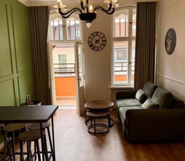 Sroda Slaska Apartment | Belvedere Old Town with Balcony AC Progres