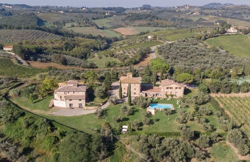 San Pietro in Bossolo Cottage | Belvilla by OYO Cottage in Tavarnelle with Garden