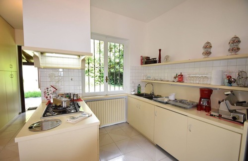 Meina Villa | Belvilla by OYO Villino Lucrezia