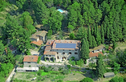 Castelfranco di Sopra Cottage | Belvilla by OYO Cottage in Piandiscò with Terrace
