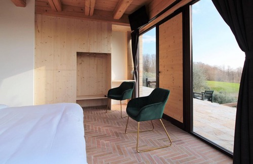 Venegazzu Ski Chalet | Belvilla by OYO Splendid chalet with bubble bath