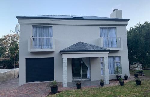 Onrus House | Bem Vindo Self Catering Guest House