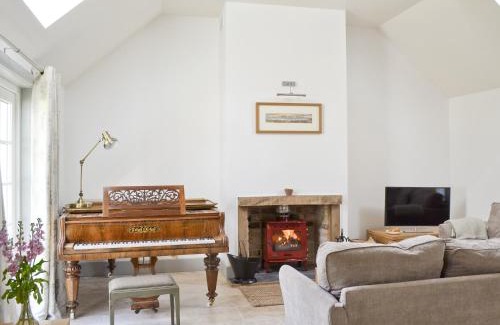 Crieff House | Ben Hennie