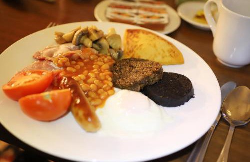 Marybank Hotel | Ben Wyvis Hotel