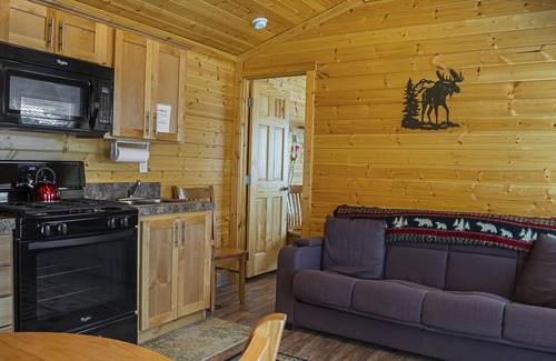 Three Rivers RV Rental | Bend-Sunriver RV Campground