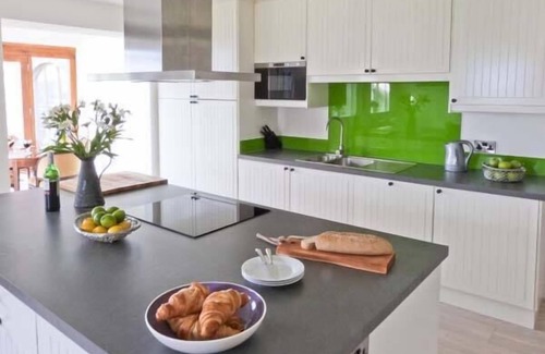 Middleham Cottage | BENINGBOROUGH, luxury holiday cottage, with open fire in Middleham