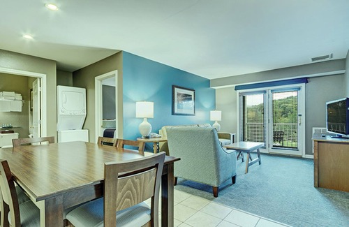 Hancock Resort | Bentley Brook - Hancock, MA - 2BD, Sleeps 8ppl - B