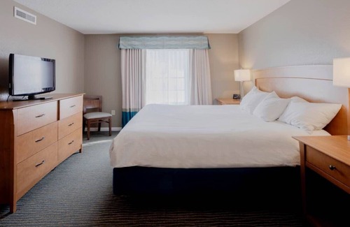 Hancock Resort | Bentley Brook Resort: Premier Retreat at Jiminy Peak's Base
