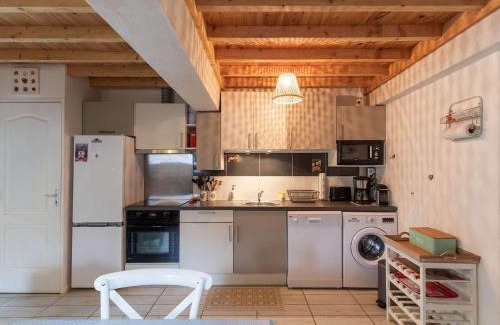 Sazos House | Bergerie Pyrénéenne Rénovée - 4 Chambres - 8 Pers. - Jardin - Stationnement Public - 3 Stations de Ski - FR-1-402-132