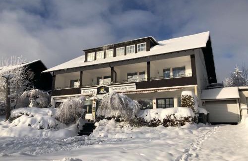 Neuastenberg Hotel | Berghaus Winterberg
