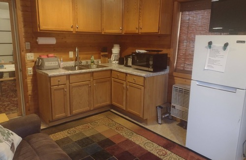 Bergland House | Bergland Bay Hideaway is a Lovely 3-bedroom Lakefront house in Bergland Mi