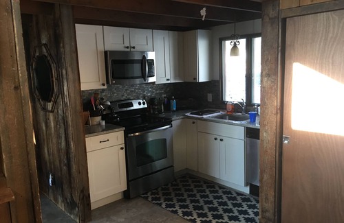 Williamstown House | Berkshires Living! Beautiful Location, Breathtaking Sunsets, Fully Reno Home