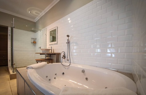 Schoemanshoek House | Berluda Farmhouse & Cottages