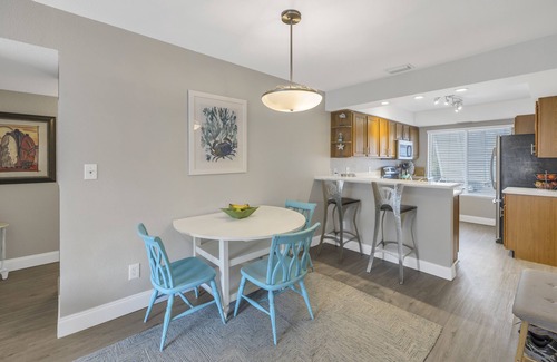 Bayview Condo | Bermuda Bay St. Petersburg Waterfront Pool 53J