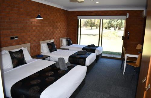 Berrigan Hotel | Berrigan Motel