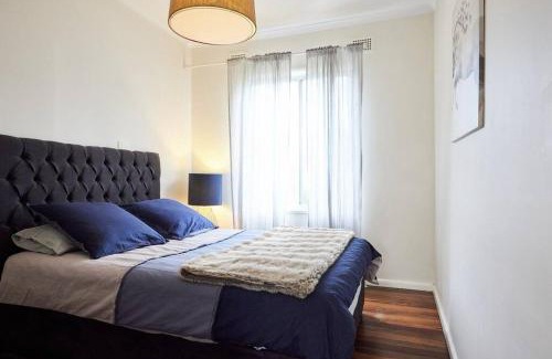 Berrima House | Berrima Cottage, walk to village, open fire