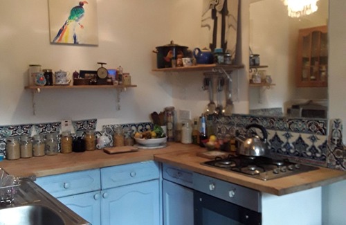 Old Town Bed & Breakfast | Beside Greyfiars Bobby Kirkyard, A Kingsize bed plus private livingrm.
