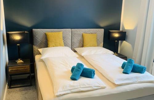 Mettmann Apartment | BESOTEL Mettmann-schicke FeWo oder Apartments nähe Golfplatz Gruiten und Neandertal mit Glasfaser WLAN und Parkplatz-viele Schlafzimmer mit Bad en suite