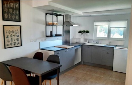 Bessan Apartment | Bessan center: "La Cigale" 2 people