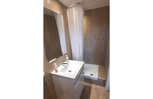 Bessan Apartment | Bessan center: "La Cigale" 2 people