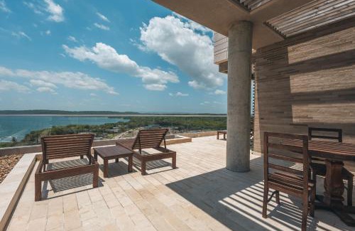 Porto Nao Apartment | Best Caribbean Sea Views 3BR Penthouse F1