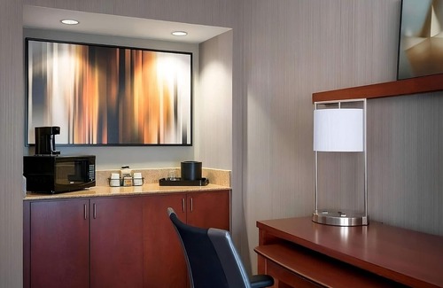 Torrance Hotel | Best Deal, Free Parking! Comfortable Stay! Pet Friendly, Near Cabrillo Aquarium