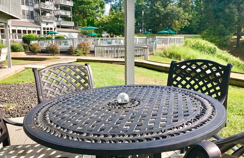 North Shore Condo | BEST FALL VIEW & LOCATION BERNARDS LANDING 2B-INDOOR POOL HOT TUB-OPEN