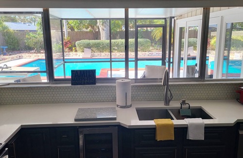 Tampa Villa | Best family Vacation with pool, ping pong table,pool table, etc.