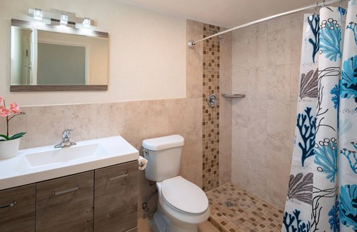 St. Lawrence Gap Hotel | Best Find! With Outdoor Pool, Free Parking, Close to Dover Beach