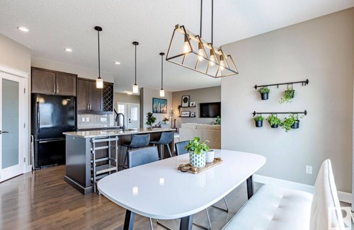 Southeast Edmonton House | Best home with lakeview access peace and quite place for family