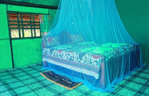 Yodakandiya Cabin | Best Lake View tree house