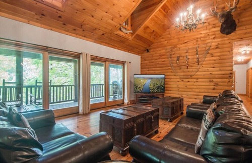 Branson Cabin | Best Lakefront Lodge in Branson! Dock, Fishing Canoes, Pool Table!