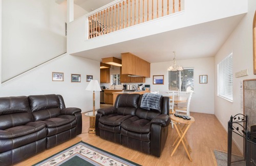 Marine Terrace House | Best Location AND Pet-Friendly! Just Steps Away From Fiscalini Ranch!