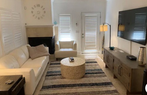 Colonialtown South House | Best Location Downtown Orlando Near Lake Eola Park - Thornton Park