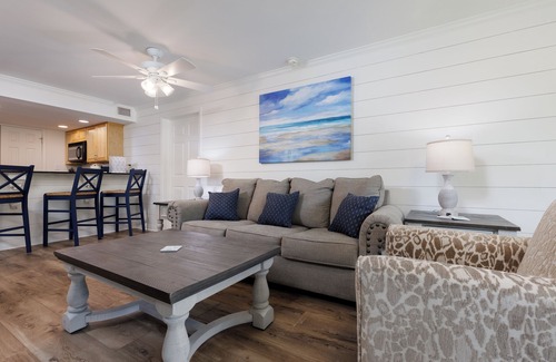 Biloxi Condo | Best location in Biloxi… Short walk to the beach, casino, dining, and coliseum!
