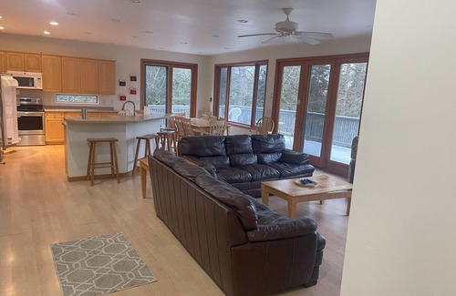 Sturgeon Bay House | BEST LOCATION on the border of the Whitefish Dunes St Park - the Best Sand Beach