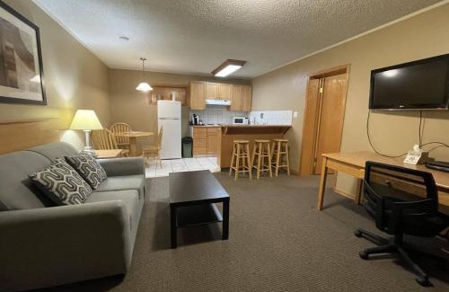 Drayton Valley Hotel | Best Maple Inn - Drayton Valley