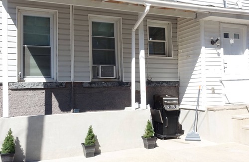 Ironbound District House | ⭐️Best NYC House-subway access✈️EWR Airport+Free Parking