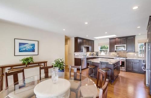 Bay Park House | Best Ocean & Bay Views in SD Large Backyard Air Conditioning
