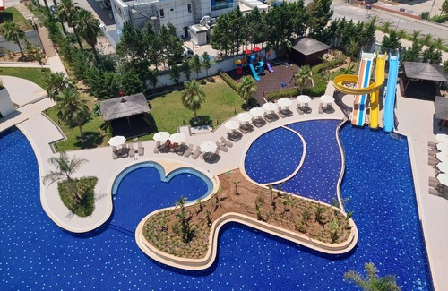 Lara Apartment | Best Residence in Antalya with SPA, GYM, Indoor&Outdoor Pools and next to Beach